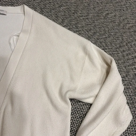 Babaton Aritzia white summer cardigan - Picture 3 of 7